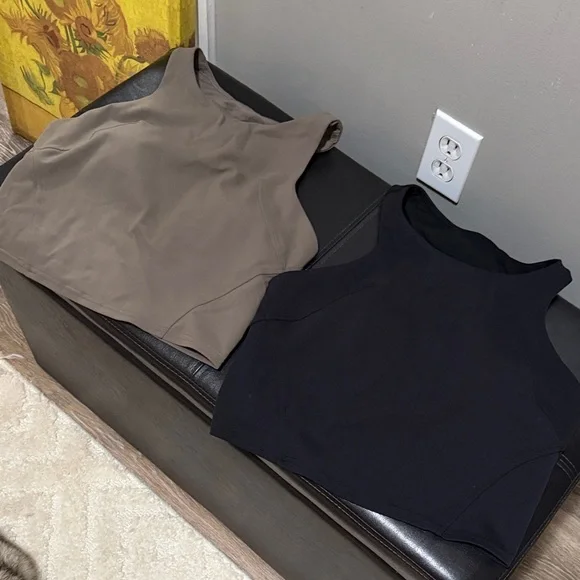 FOUR Lululemon Wunder Train/ Invigorate Training tanks -- will not separate! - Picture 8 of 9